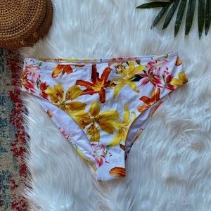 NEW Cupshe Flower High Rise High Waist Bikini Bottom Swimsuit Plus Size XXL